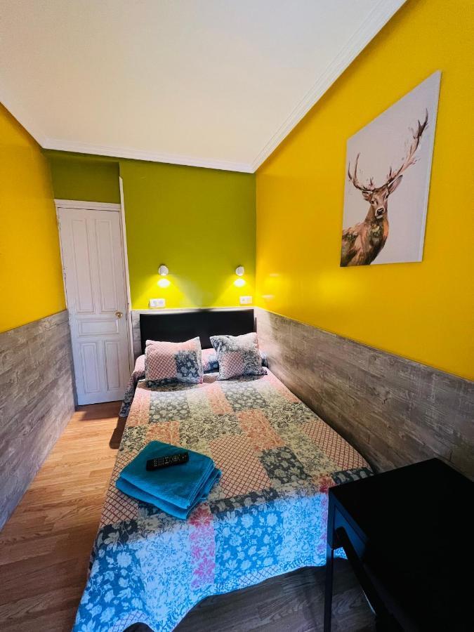 Hostal Numancia Madrid Exterior foto